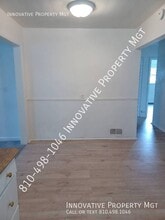 1906 Shamrock Ln in Flint, MI - Building Photo - Building Photo