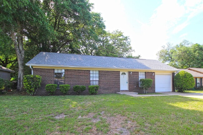 3231 Palmdale Ave in Pensacola, FL - Building Photo - Building Photo