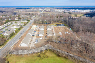 Brittany Woods Townhomes in Webster, NY - Foto de edificio - Building Photo