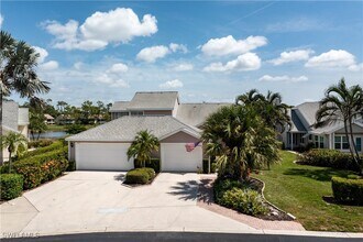 141 Bristol Ln in Naples, FL - Building Photo - Building Photo