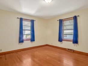 1622 West Blvd in Belleville, IL - Building Photo - Building Photo