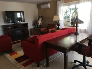 2308 Cedros Cir in Santa Fe, NM - Building Photo - Building Photo