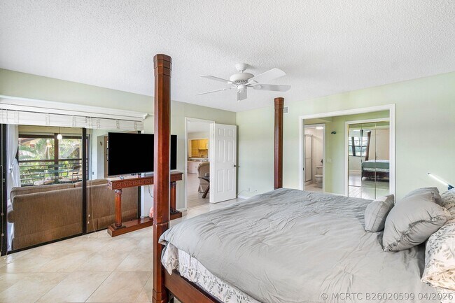 6446 Aspen Glen Cir