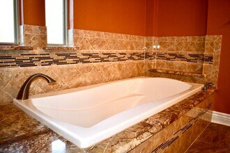 908 McCoy Dr in Irving, TX - Building Photo - Building Photo