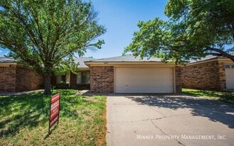 5807 2nd St in Lubbock, TX - Building Photo