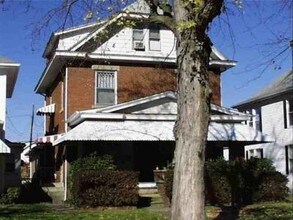 2726 Collis Ave in Huntington, WV - Building Photo - Building Photo