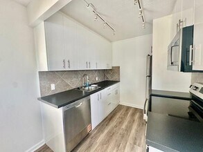 3080 Cornwall D in Boca Raton, FL - Building Photo - Building Photo