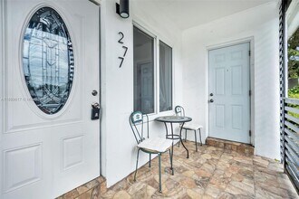 277 NW 48th St in Miami, FL - Building Photo - Building Photo