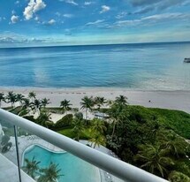 16901 Collins Ave, Unit 1202 in Sunny Isles Beach, FL - Building Photo