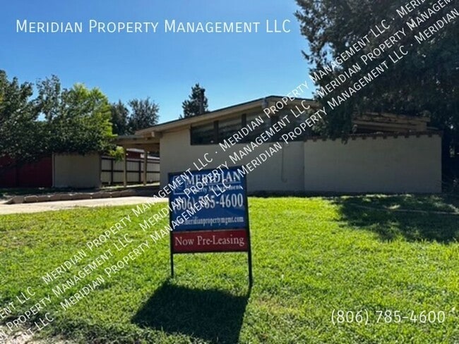 property at 2003 32nd St