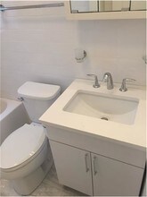 163 E 87th St-Unit -#B5 in New York, NY - Building Photo - Building Photo