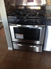 5820 Wilshire Ct in Hanover Park, IL - Building Photo - Building Photo