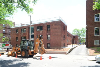 9 Summit St in East Orange, NJ - Building Photo - Building Photo