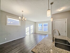 199 Cornerbrook Gate NE in Calgary, AB - Building Photo - Building Photo