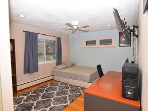 63 Lionel Ave in Waltham, MA - Building Photo - Building Photo