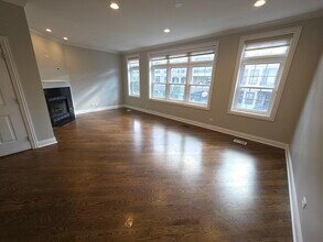 1428 W Belmont Ave in Chicago, IL - Building Photo - Building Photo