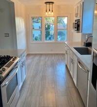 5351 Packard St, Unit 5355 in Los Angeles, CA - Foto de edificio - Building Photo