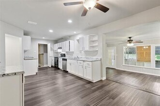 308 Myrtle Dr in Hurst, TX - Building Photo - Building Photo