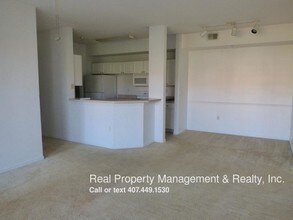 5530 Metrowest Blvd in Orlando, FL - Building Photo - Building Photo