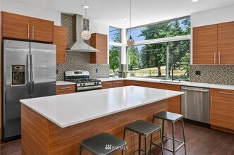 2838 SW Genesee St in Seattle, WA - Building Photo - Building Photo