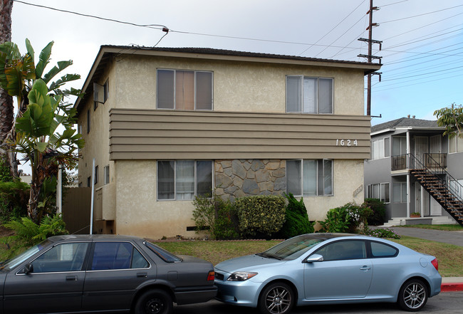 1624 E Palm Ave in El Segundo, CA - Building Photo - Building Photo