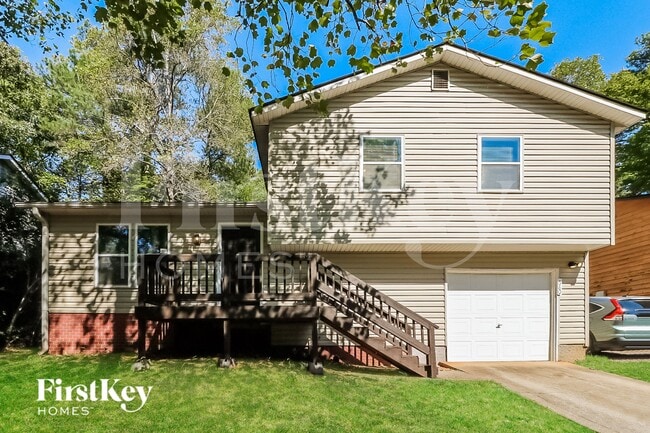 property at 680 Springhollow Ln SW