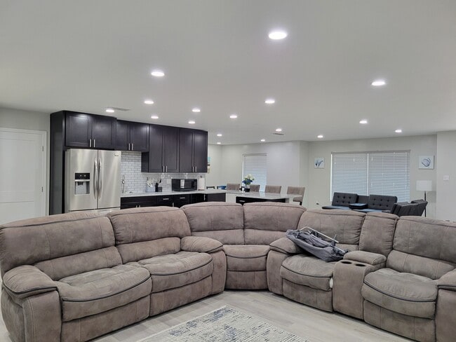 3208 Futura Dr in Roswell, NM - Building Photo - Building Photo