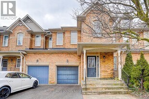 23 Drew Kelly Way in Markham, ON - Building Photo