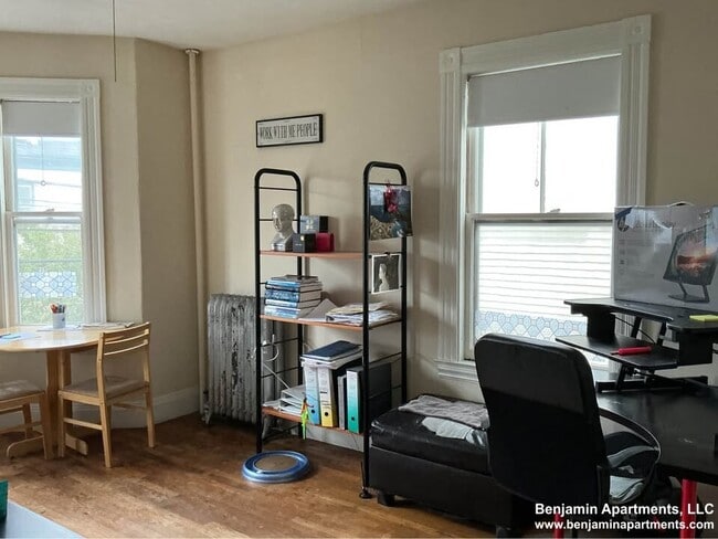 74 Aldie St, Unit 2 in Boston, MA - Building Photo - Building Photo
