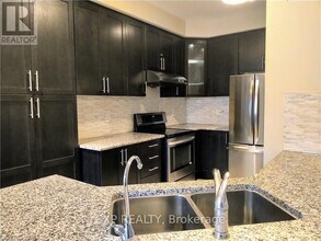 414 Bamberg Crescent in Waterloo, ON - Building Photo - Building Photo