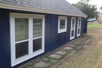 10201 Longhorn Skyway in Dripping Springs, TX - Building Photo - Building Photo