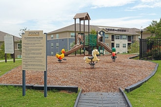 Pointe at Ben White in Austin, TX - Foto de edificio - Other