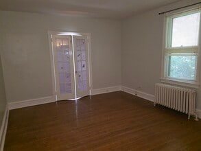 228 W Magnolia Ave, Unit Apt B in Aldan, PA - Building Photo - Building Photo