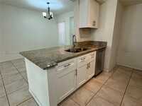 2581 Centergate Dr, Unit 102 in Miramar, FL - Building Photo - Building Photo