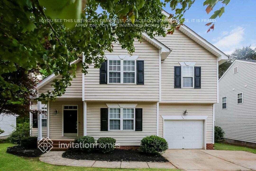 2808 Black Walnut Ln in Charlotte, NC - Foto de edificio