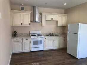 1050 Park Ave in Perris, CA - Building Photo - Building Photo