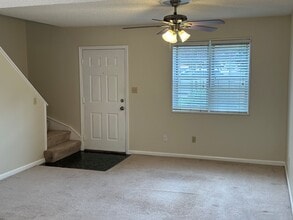 8864 Flamingo Ct, Unit 0 in St. Louis, MO - Building Photo - Building Photo