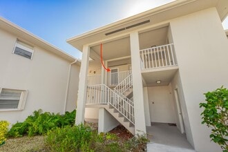 33 Lake Vista Trail in Port St. Lucie, FL - Building Photo - Building Photo