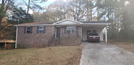 250 Greenleaf St SW in Jacksonville, AL - Building Photo - Building Photo