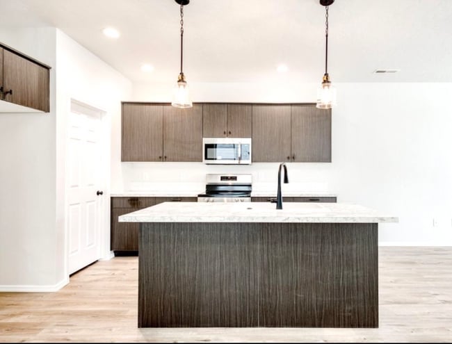 2864 N Eagle Mdw Ave in Kuna, ID - Building Photo - Building Photo