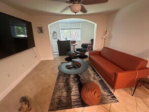 400 Scotia Dr, Unit 103 in Hypoluxo, FL - Building Photo - Building Photo