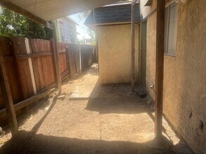 481 N Cypress St in Orange, CA - Building Photo - Building Photo