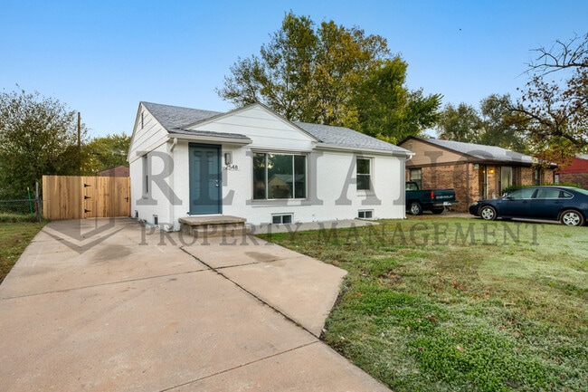 2548 N Somerset Ave in Wichita, KS - Building Photo - Building Photo