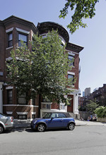 Apartments on Gainsborough St in Boston, MA - Building Photo - Building Photo