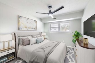 Eastland Hills Apartments in Lexington, KY - Building Photo - Building Photo