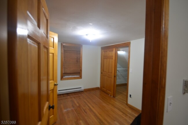 94 Madison St in Dover, NJ - Building Photo - Building Photo