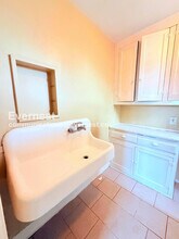 4203 Cortland St, Unit 7 in Detroit, MI - Foto de edificio - Building Photo