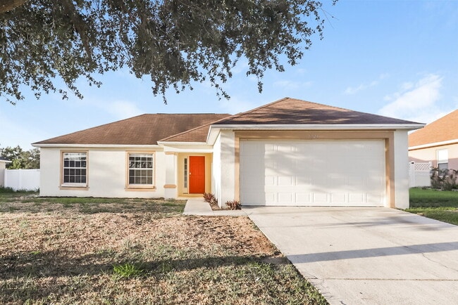 property at 2324 Sunset Point Dr