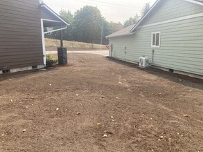 1812 S 250th St in Des Moines, WA - Building Photo - Building Photo