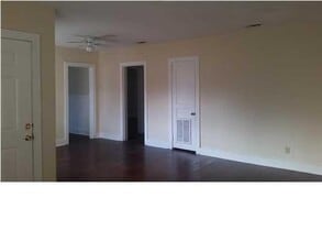 70 Chieftain Way in Mobile, AL - Building Photo - Building Photo